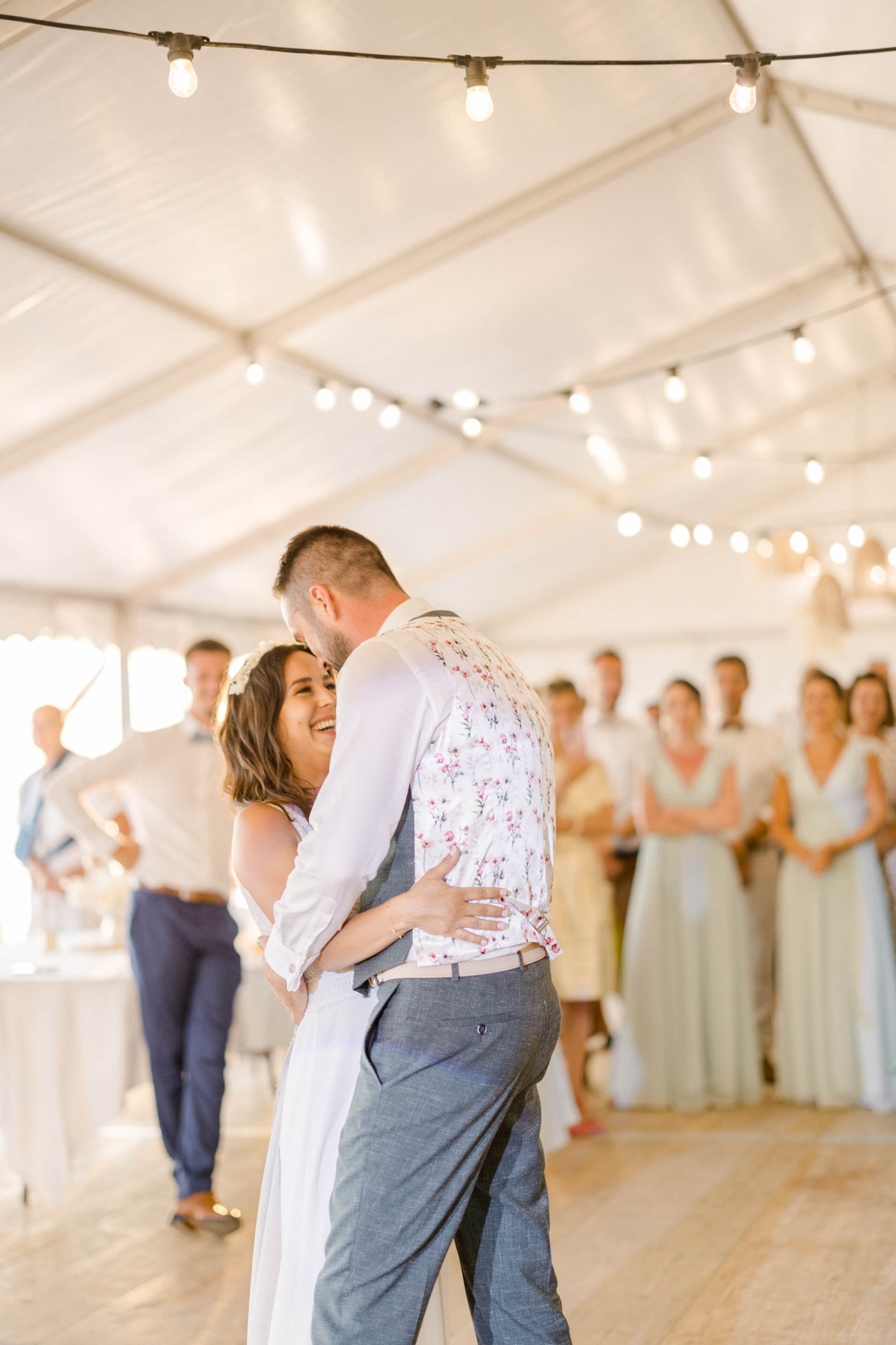 bonheur événement robe gris marron