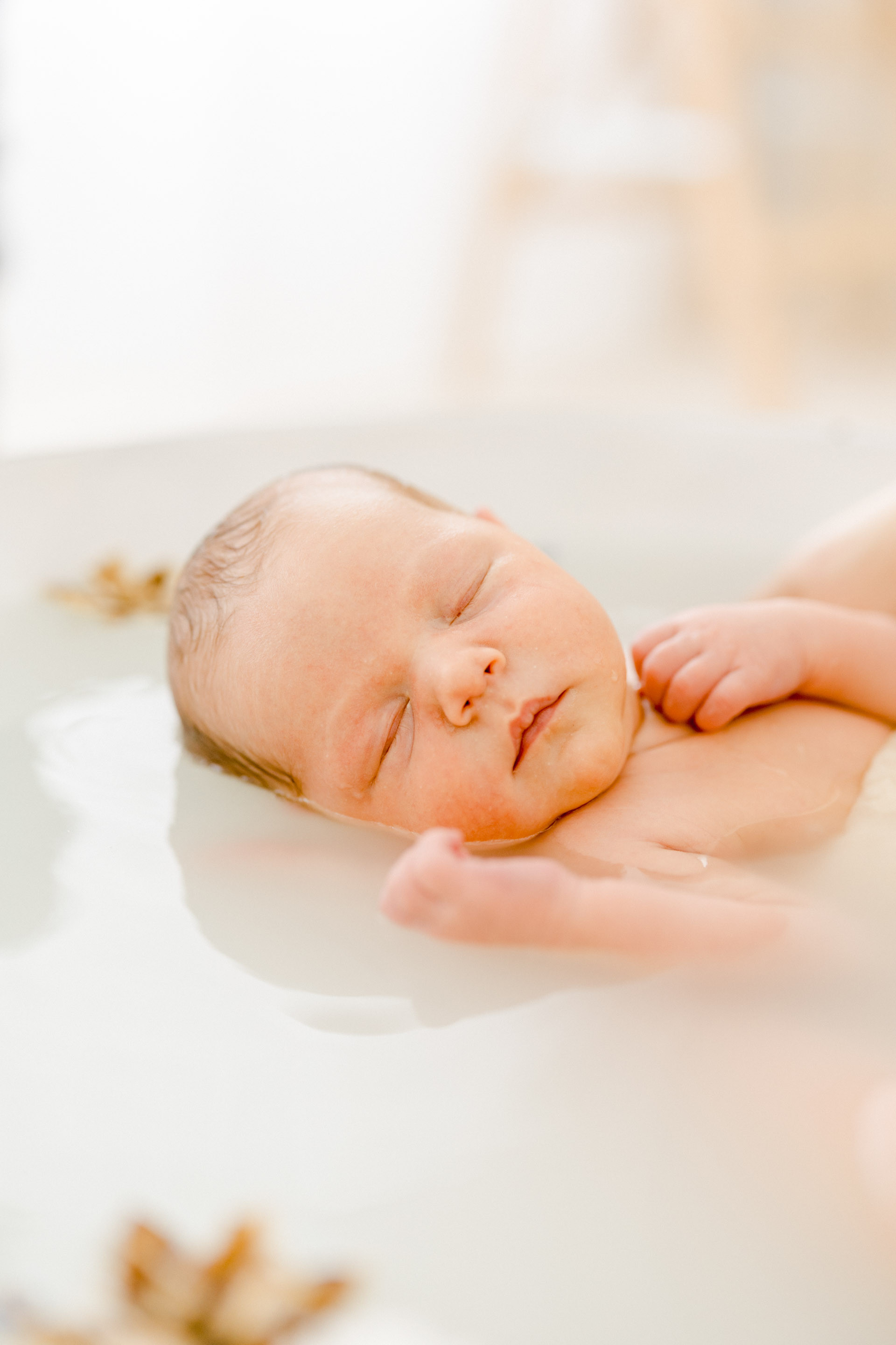 enfant marron bordeaux orange gris