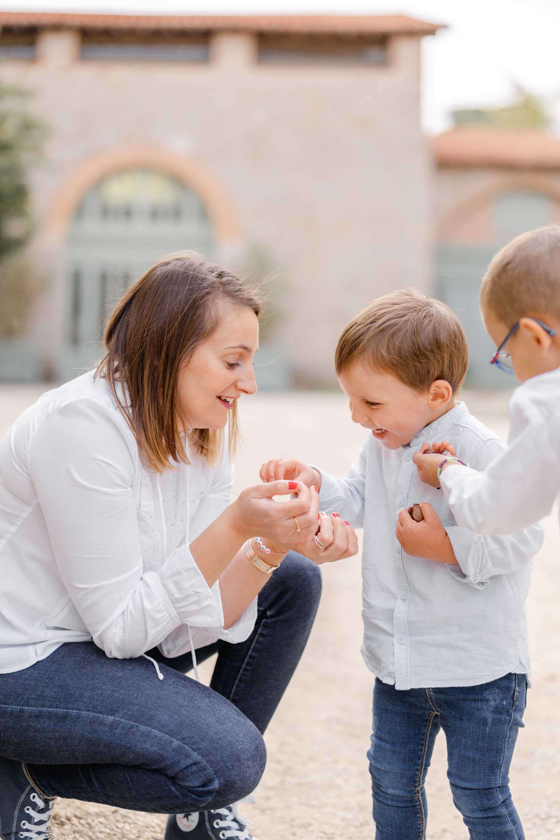 bonheur jeans enfant sourire amour