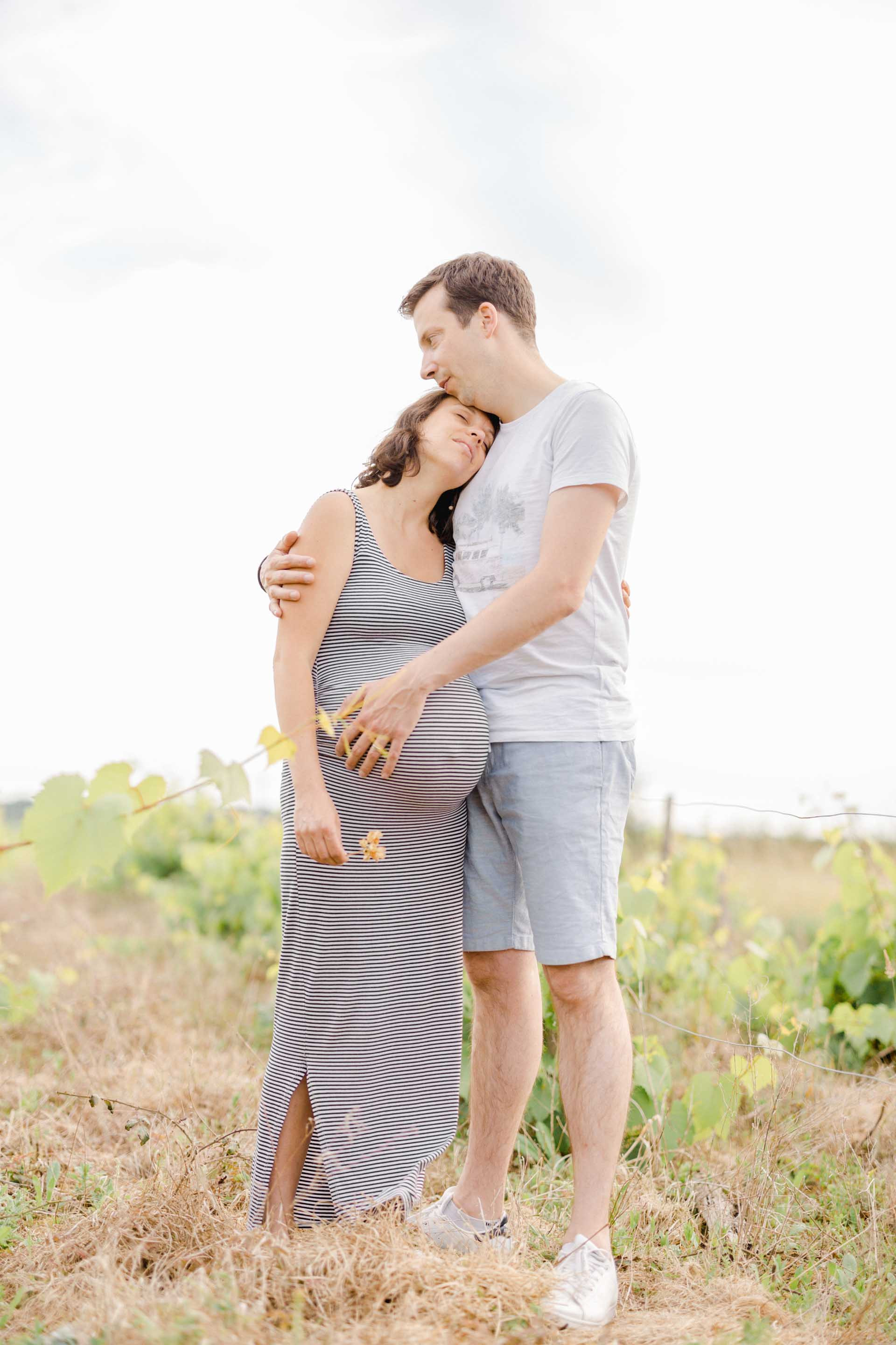 bonheur amour se tenir la main romance famille