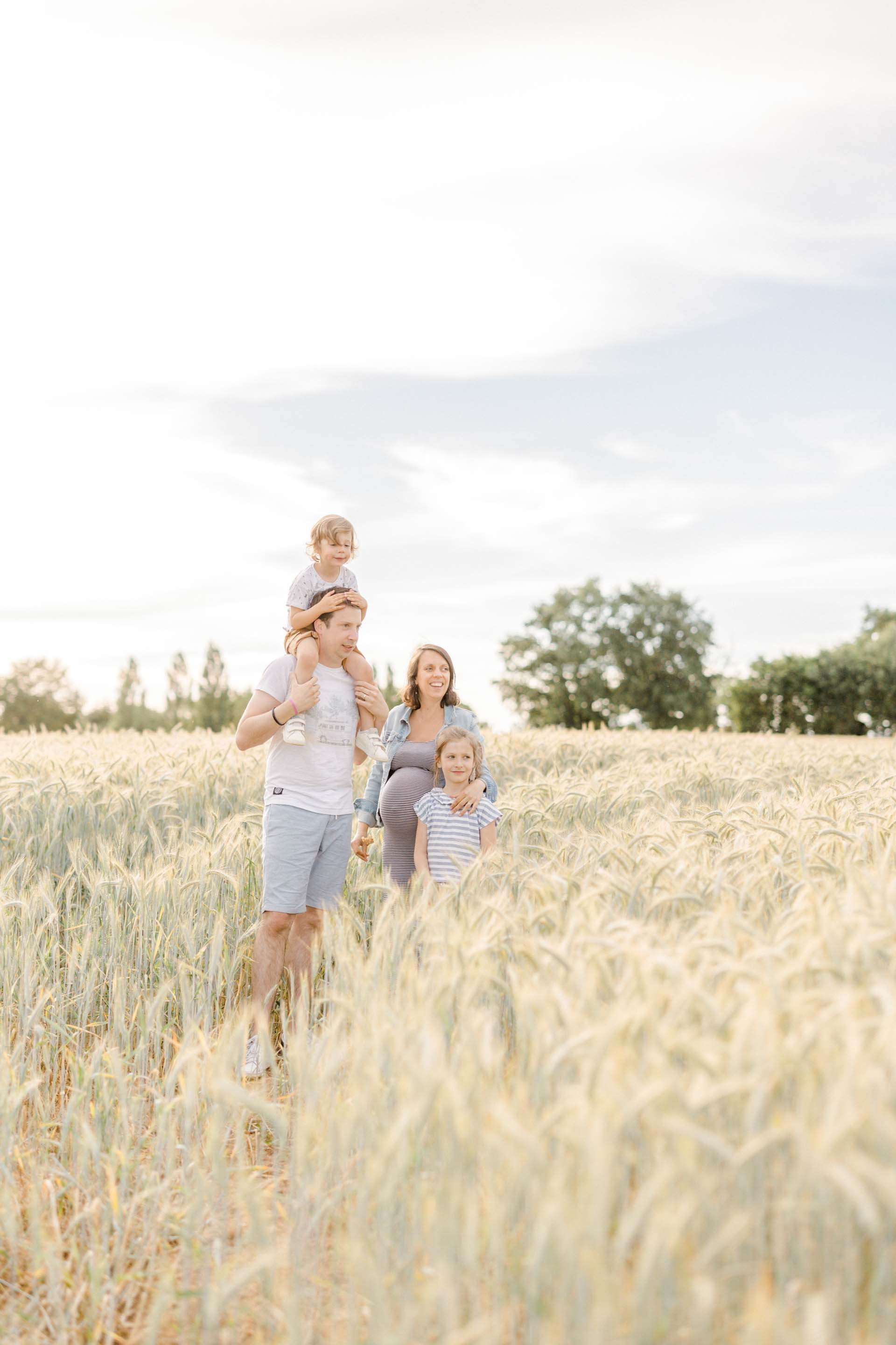 bonheur prairie robe champ enfant