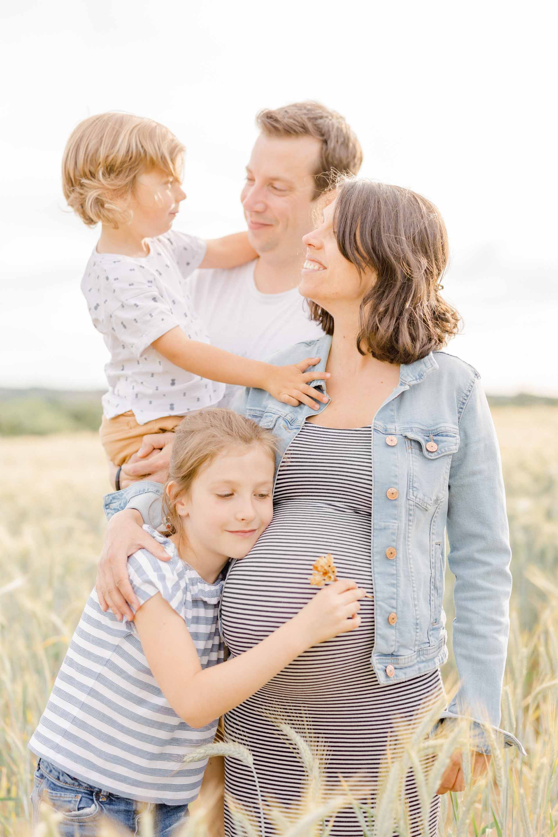 bonheur enfant sourire amour famille