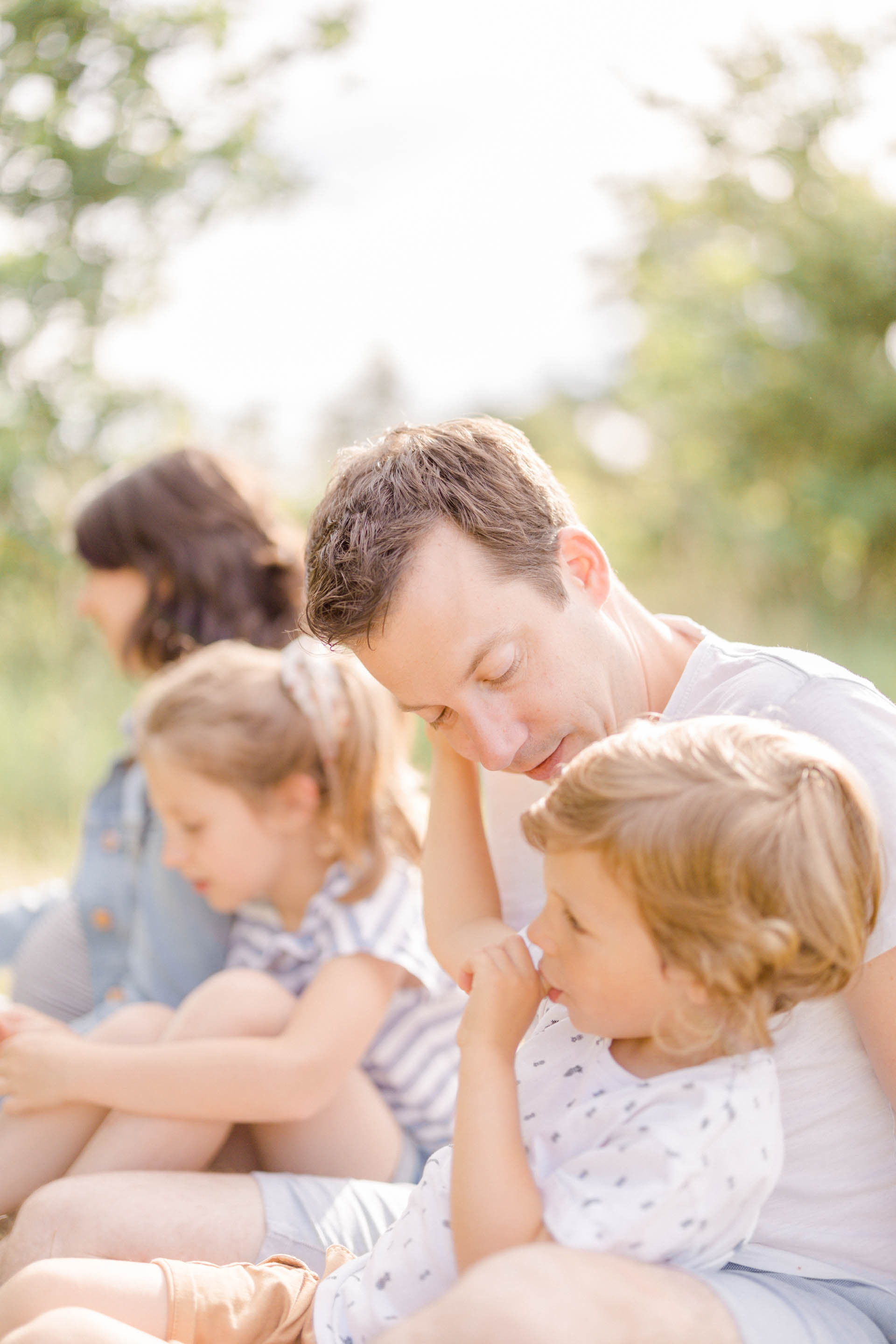 bonheur main enfant amour sourire