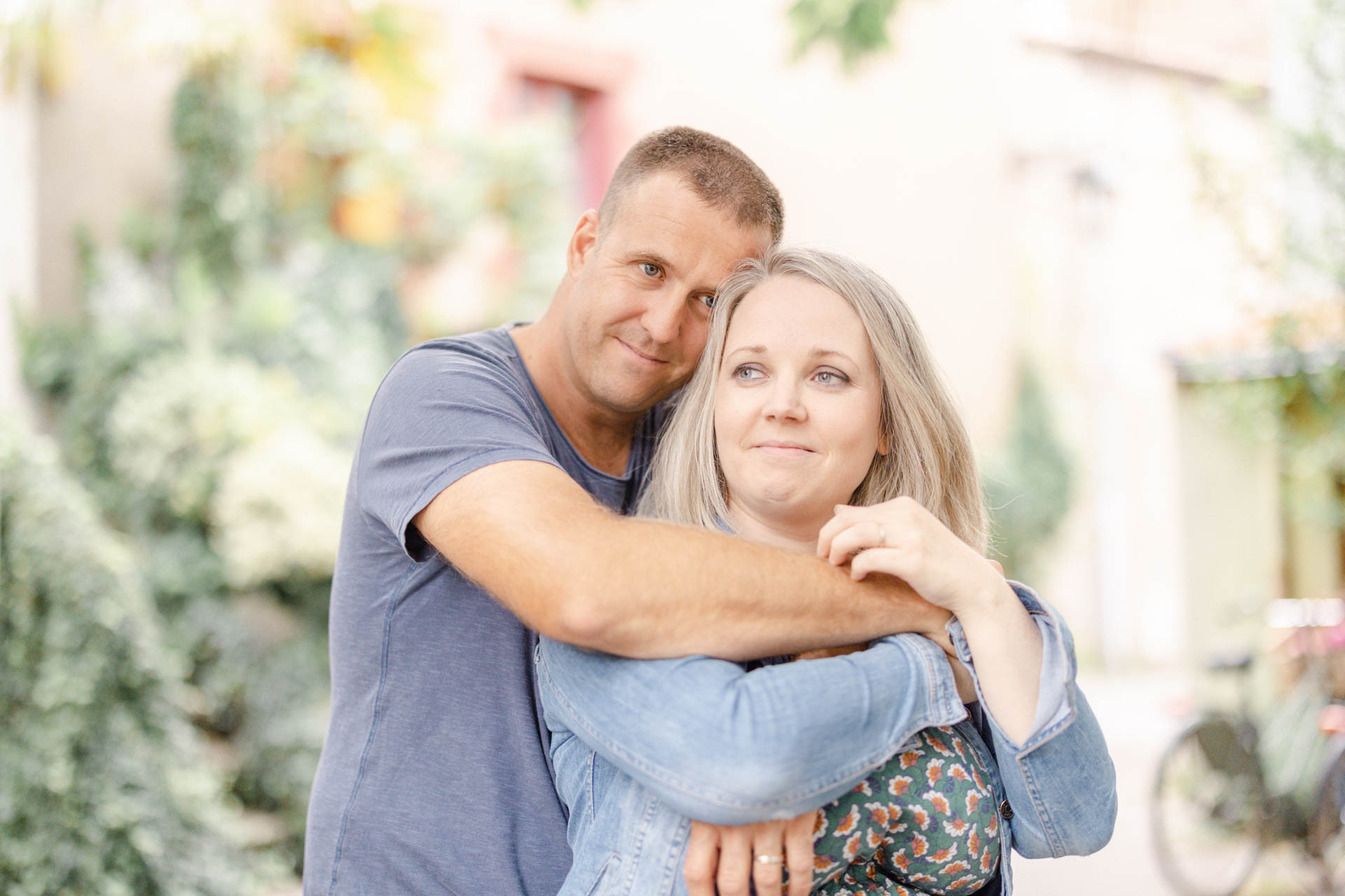 bonheur sourire événement amour gris