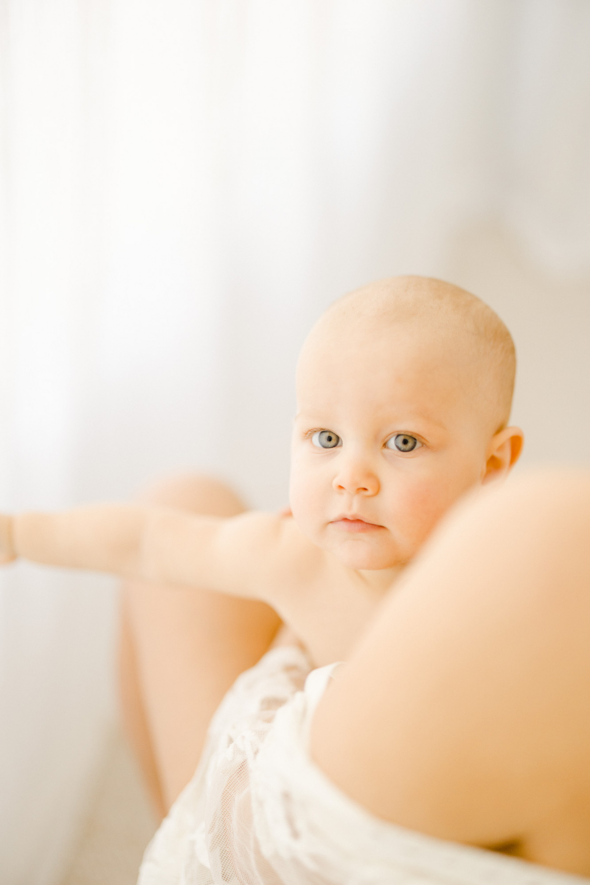 enfant beige rose marron gris