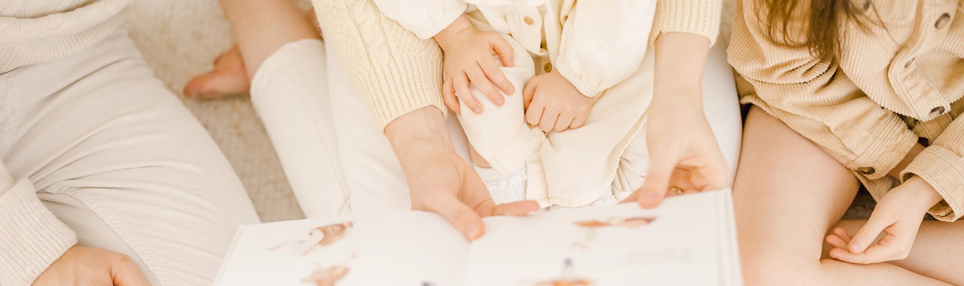 bonheur enfant gris marron