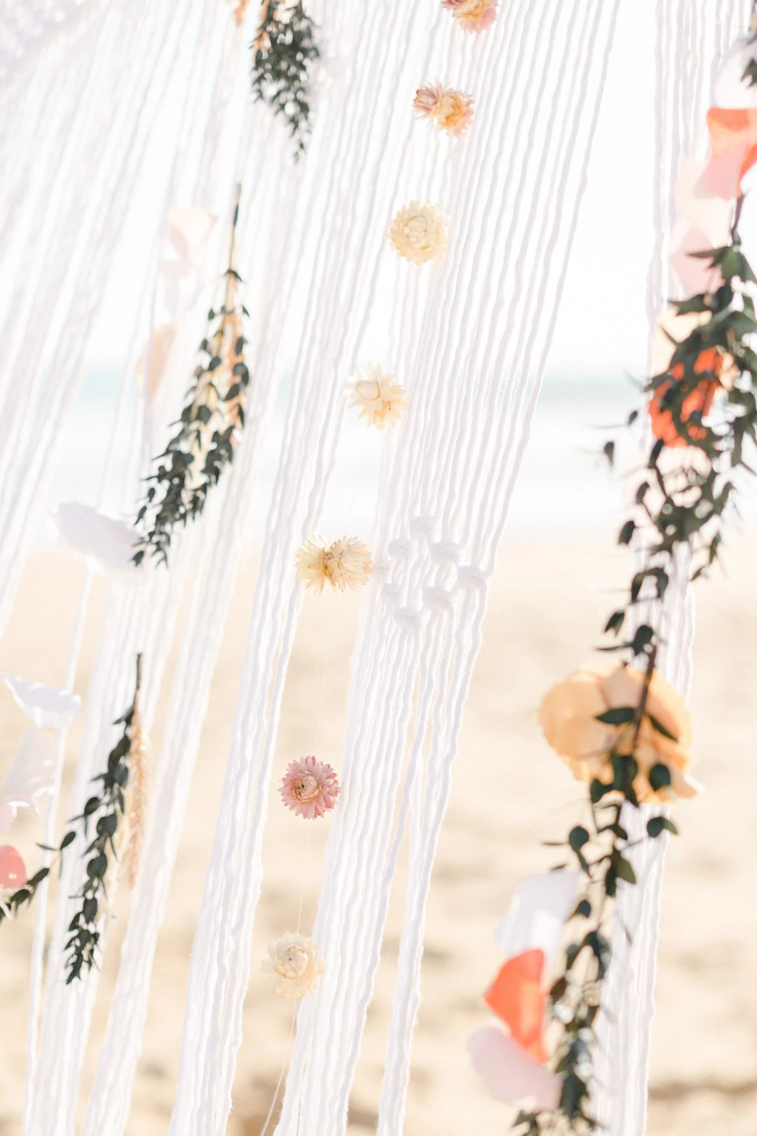 artisanat beige gris rose bijou