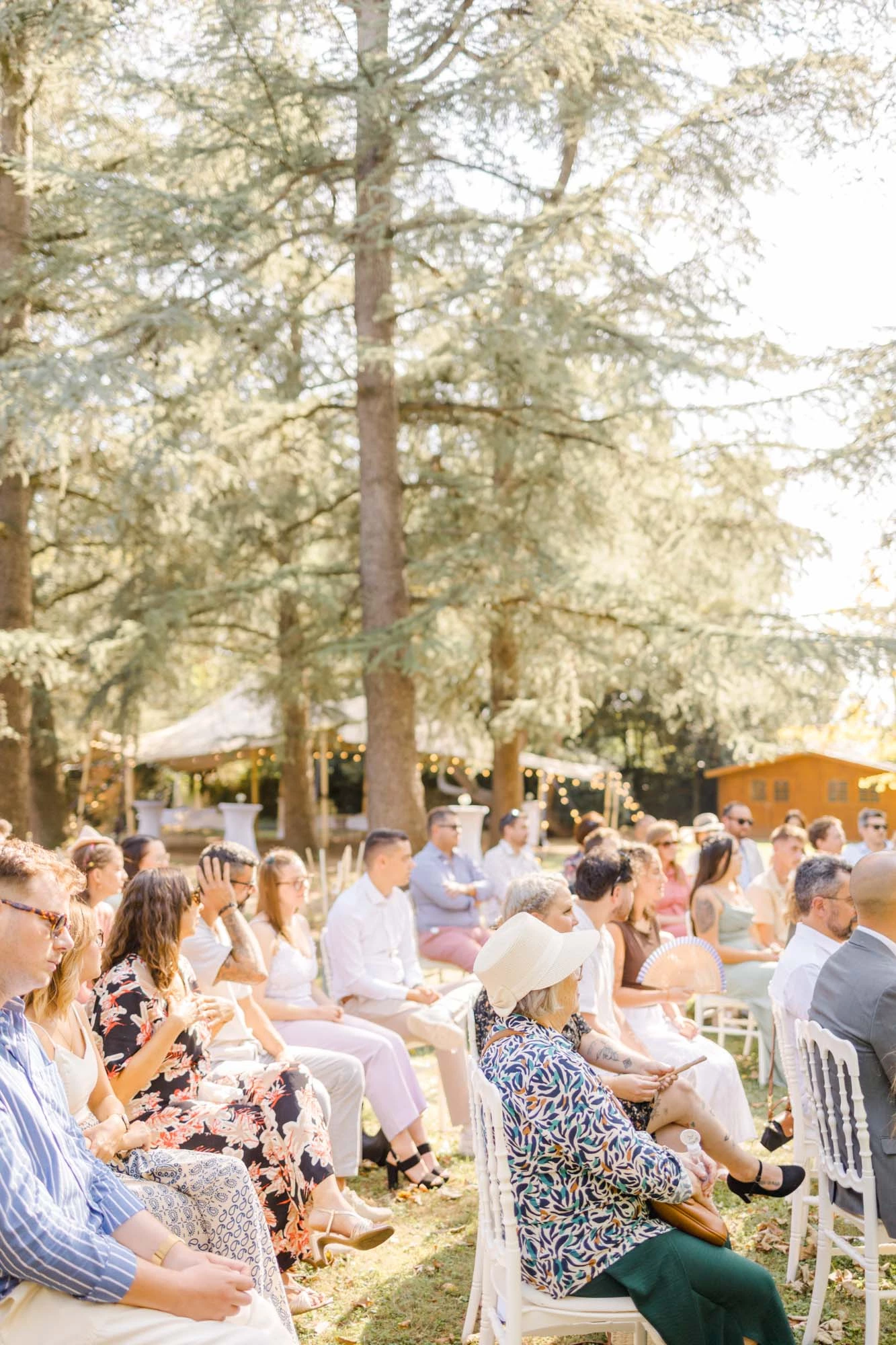 événement, cérémonie, chaise, nappe, conception florale