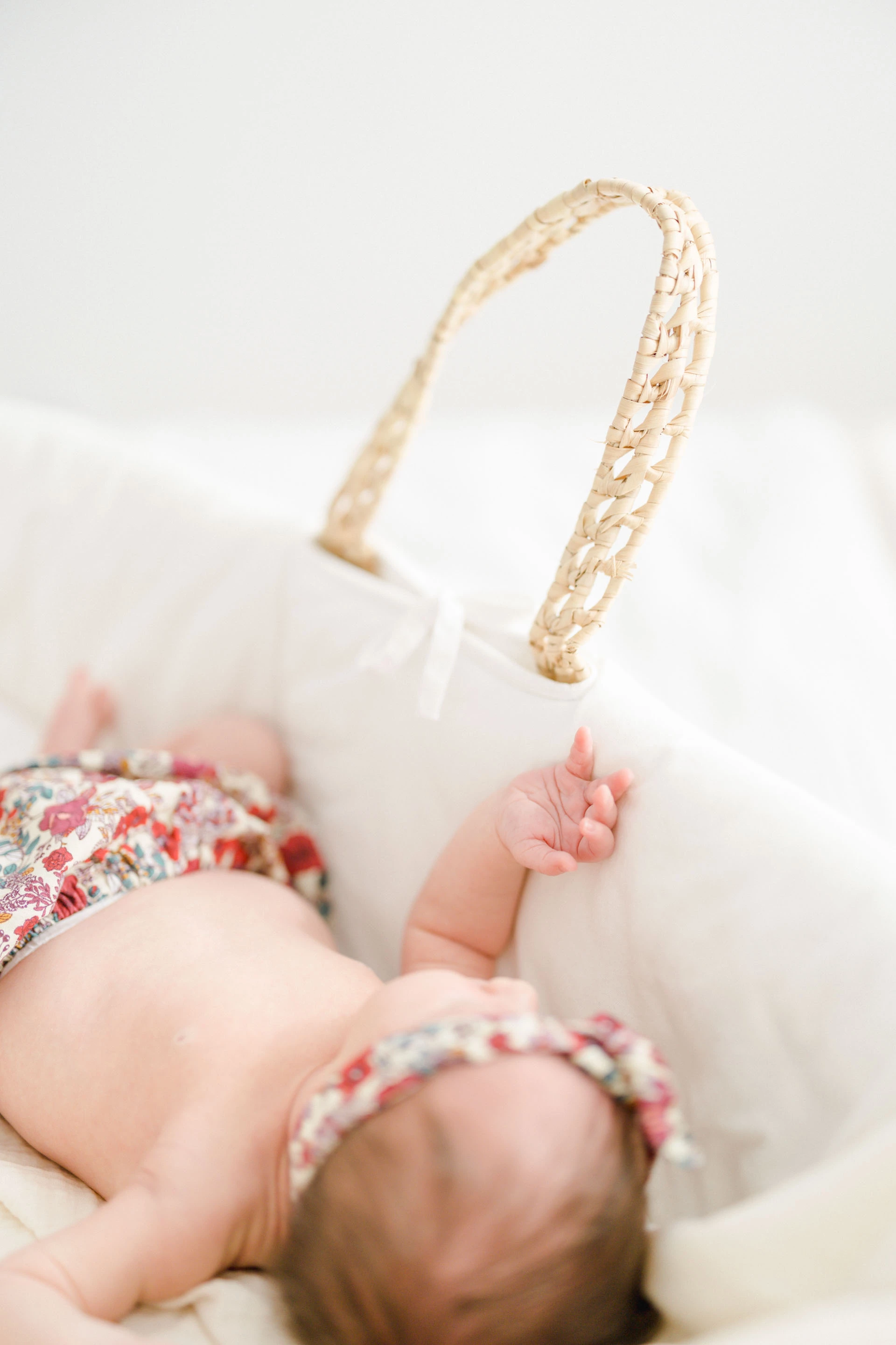 rose enfant panier berceau beige