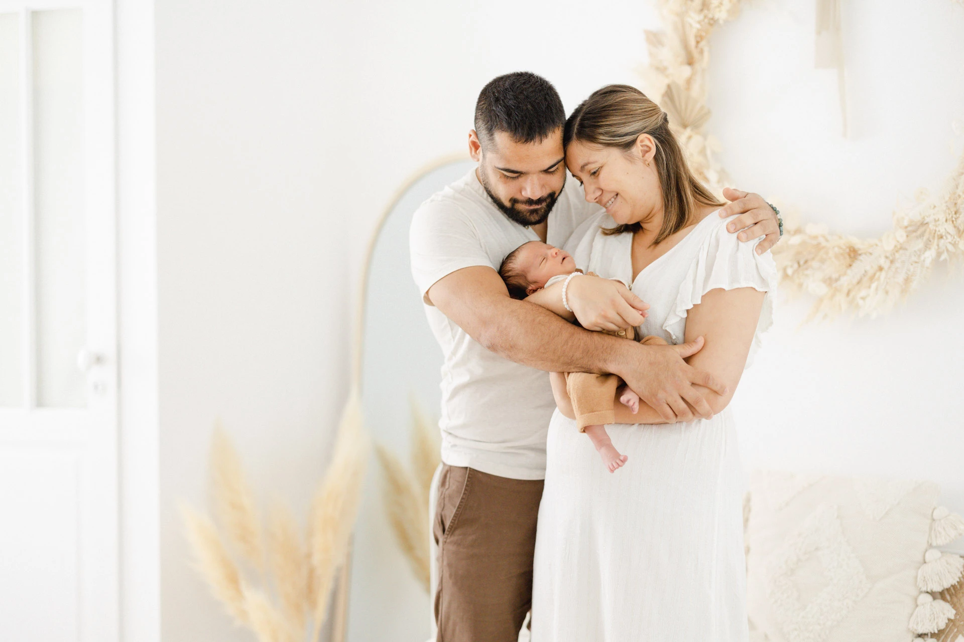 bonheur amour geste famille enfant