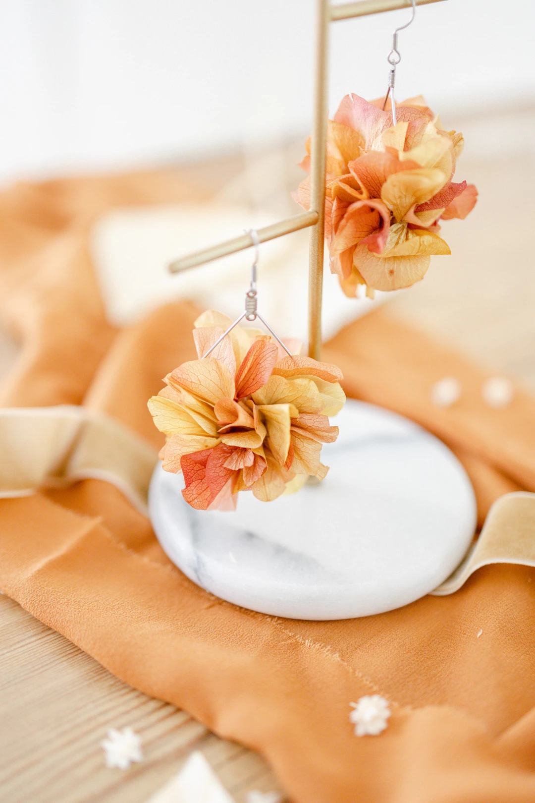 pétale orange artisanat rose marron