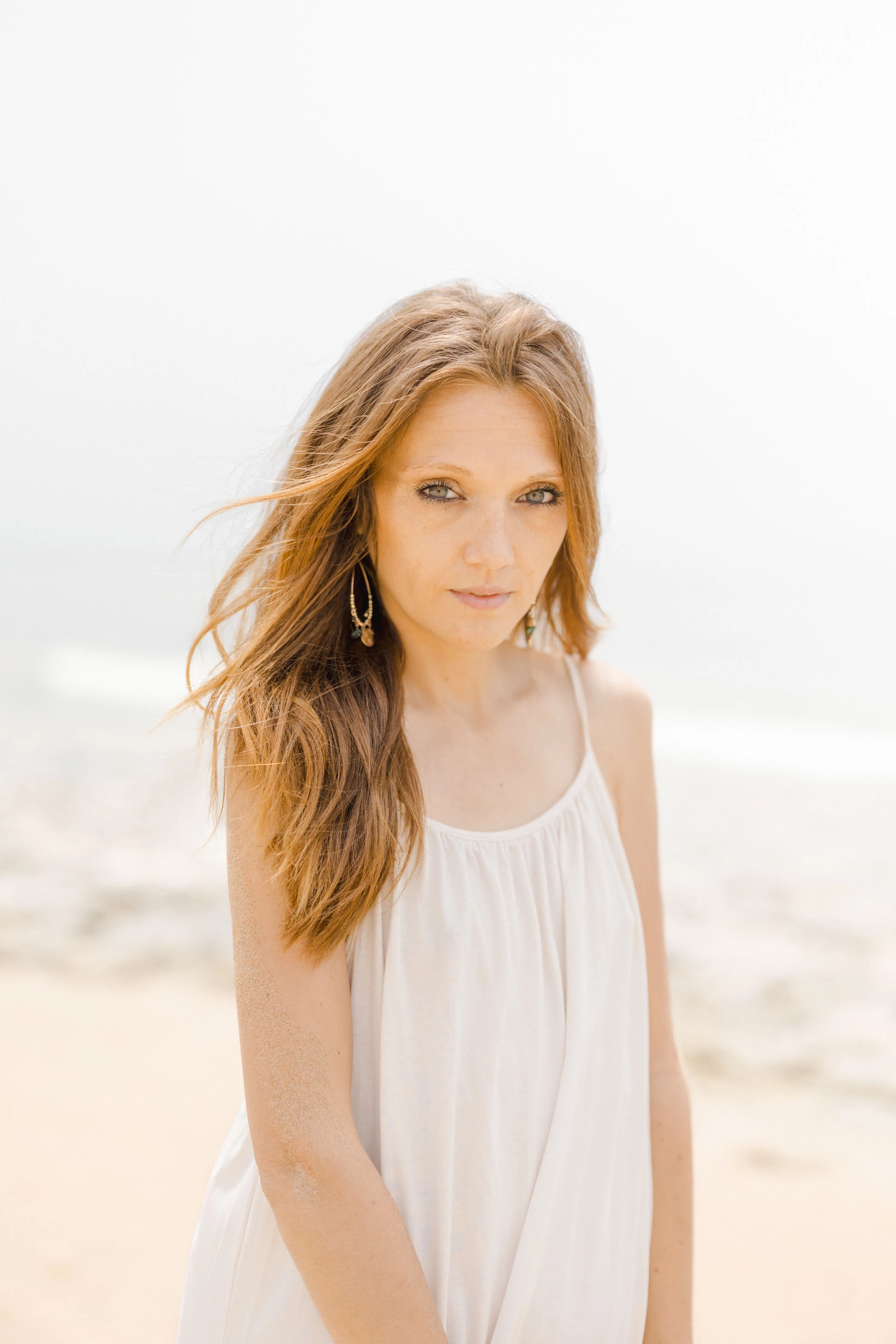 cheveux cheveux longs beige marron gris