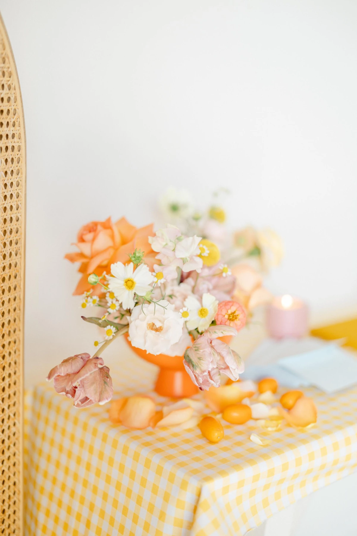 fleur jaune orange pétale composition florale