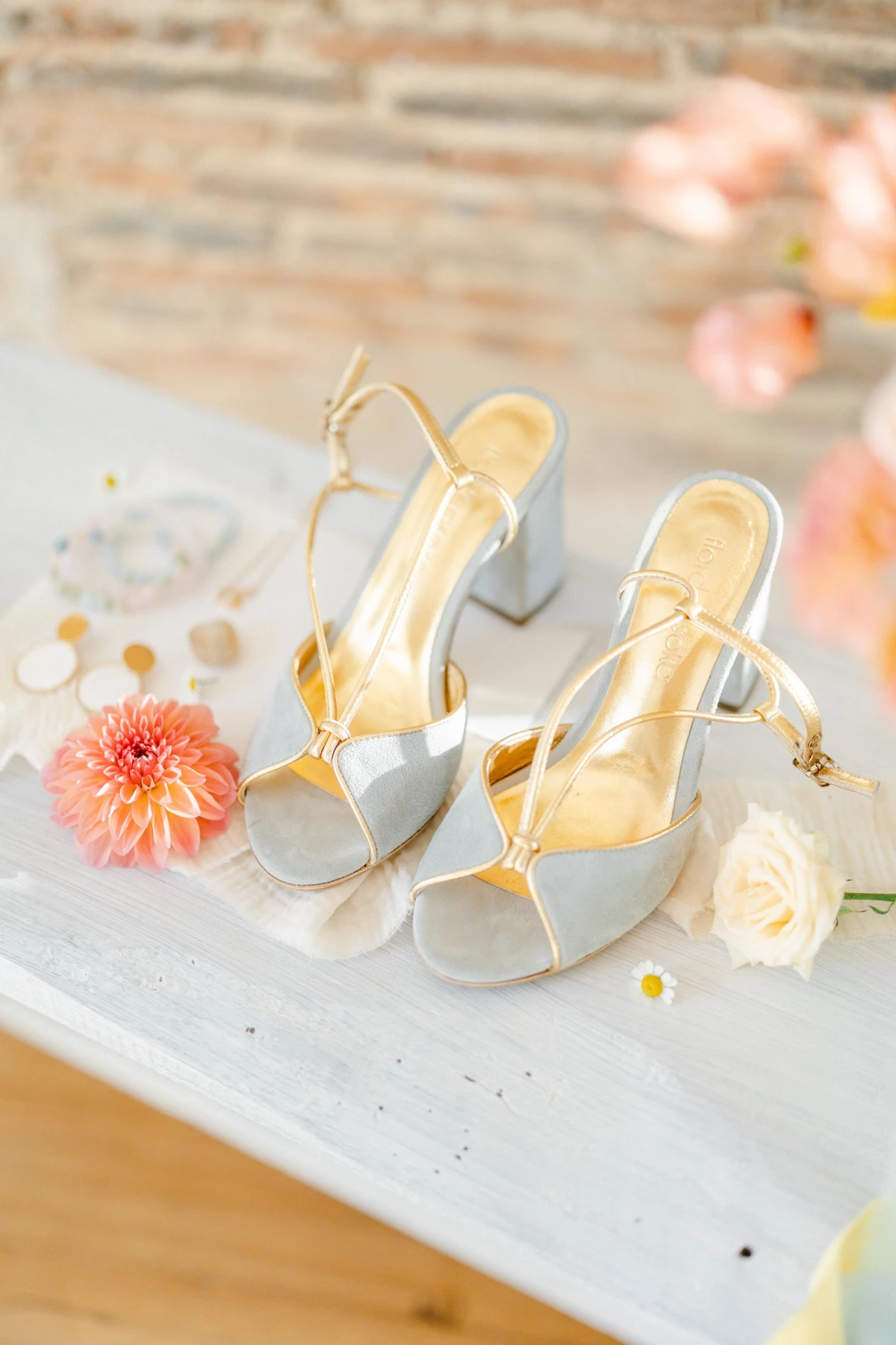 gris marron orange préparatifs