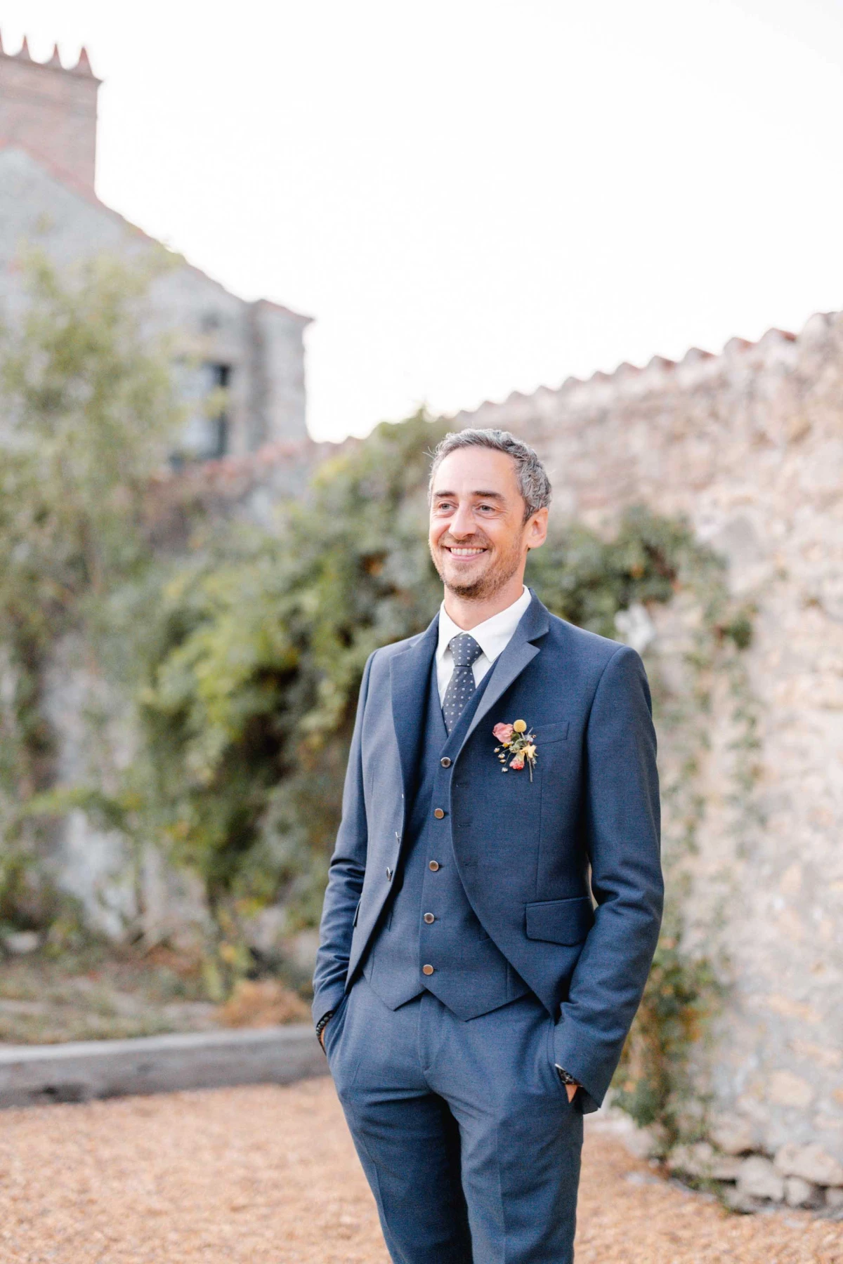 collier costume gris mariage chemise