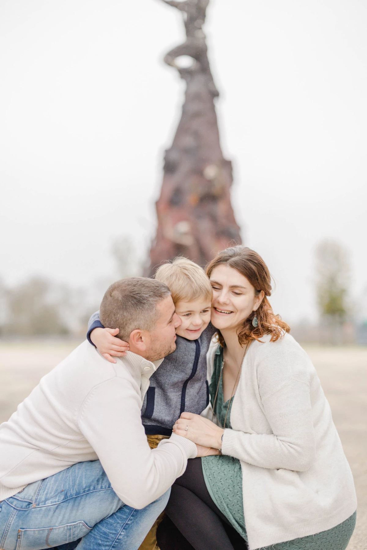 bonheur amour enfant famille beige