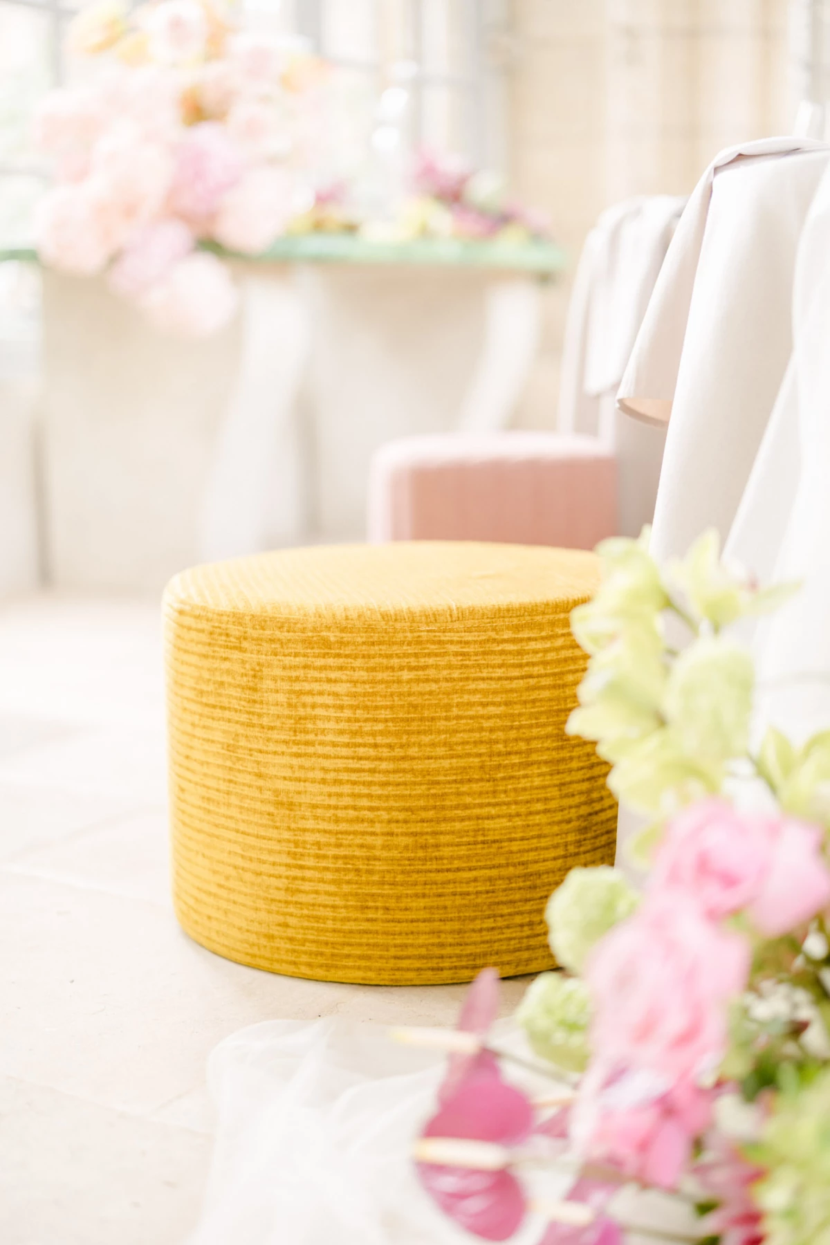 jaune rose composition florale beige orange