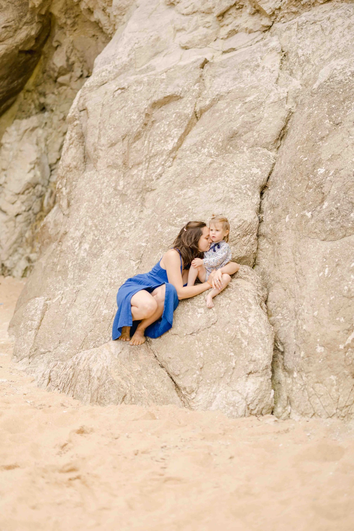 bonheur rocher robe amour gris