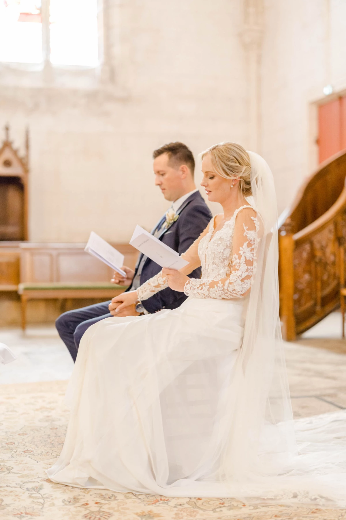 robe événement dentelle marron gris