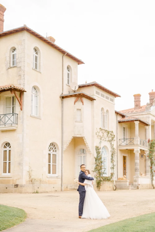 robe marron gris mariage château