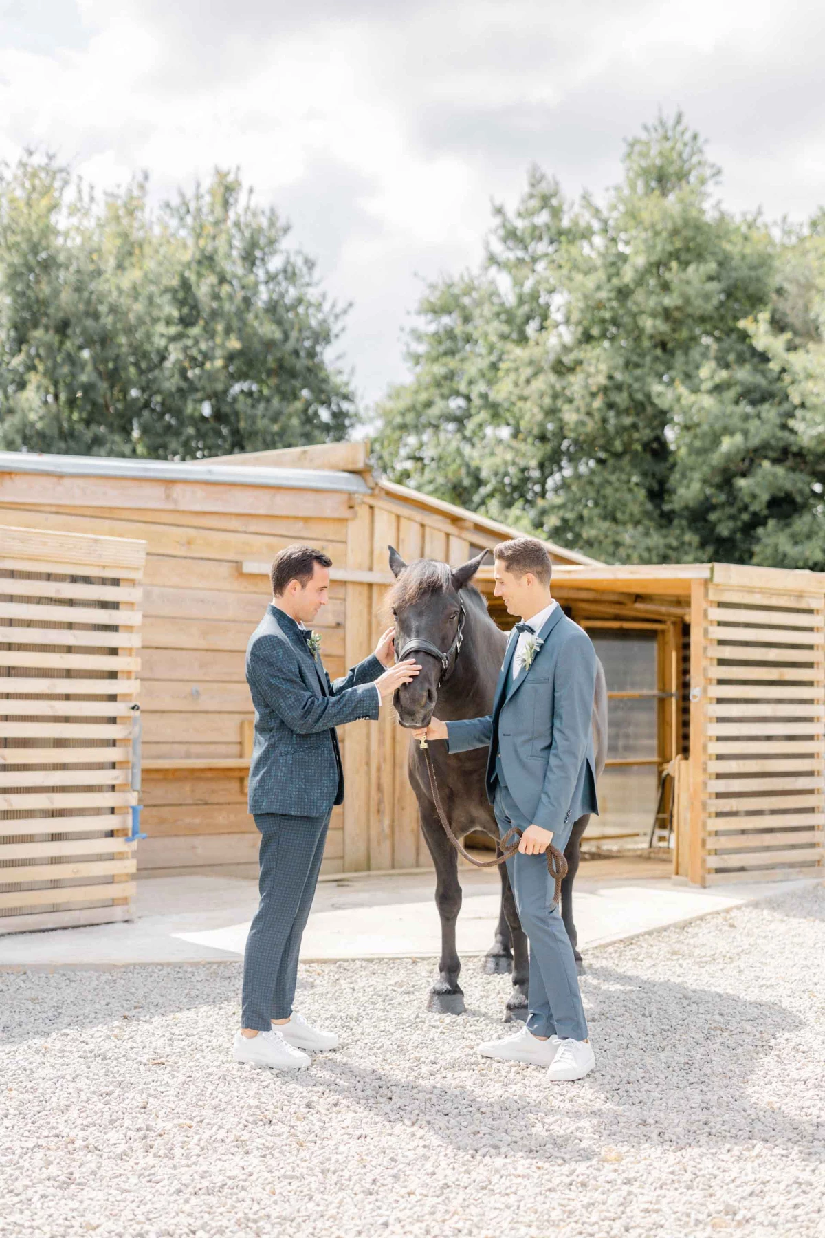 mariage amour gris marron couple