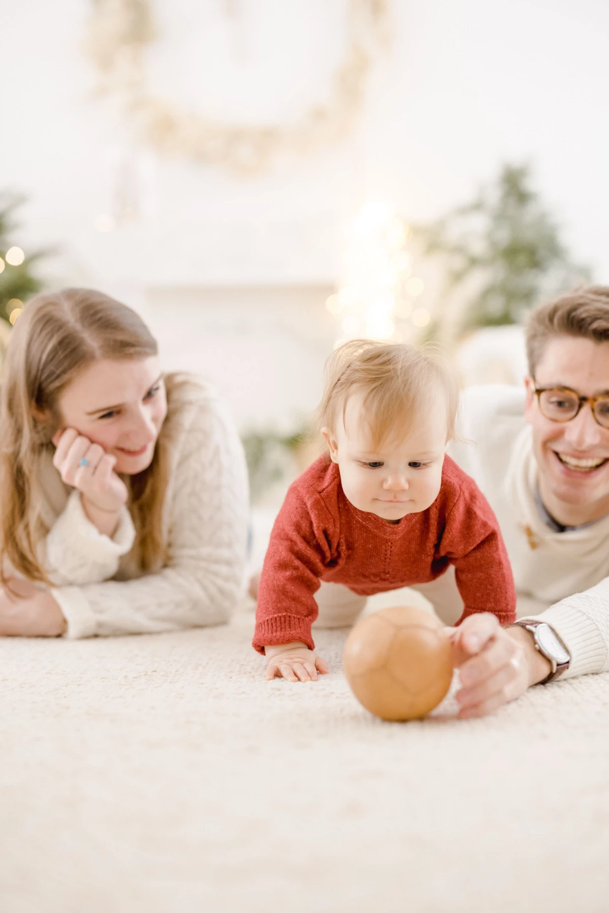 bonheur enfant sourire beige marron