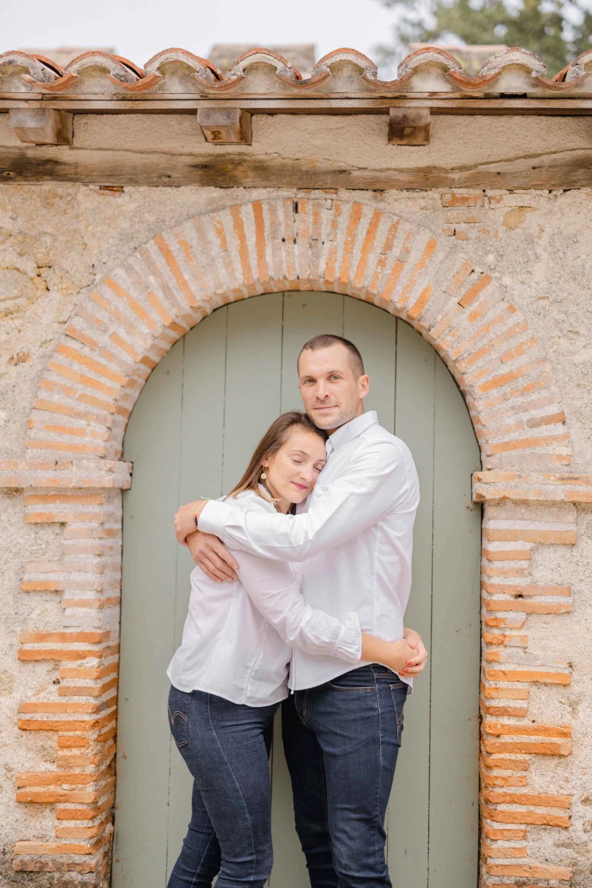 bonheur sourire amour brique gris