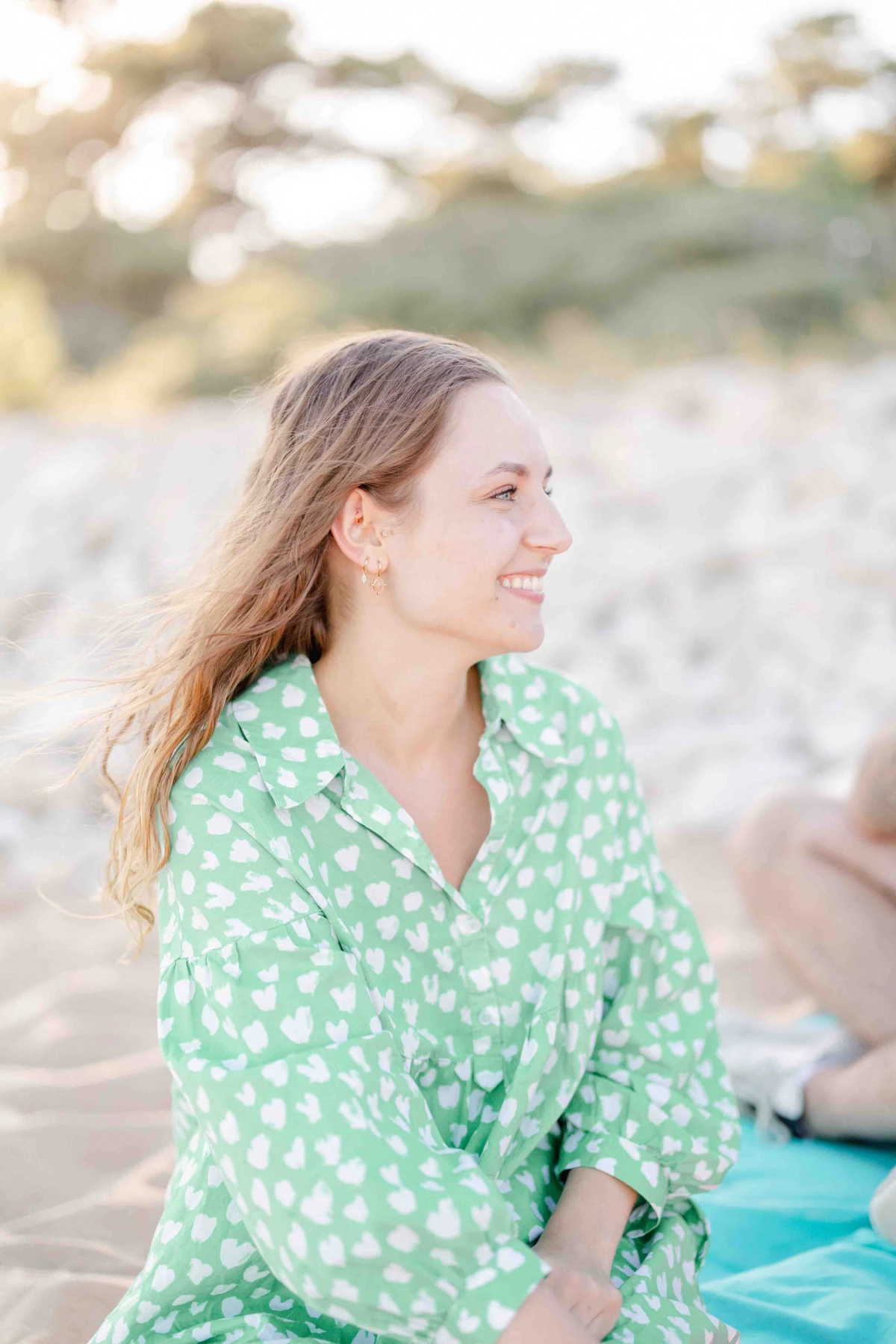 bonheur sourire rire gris marron