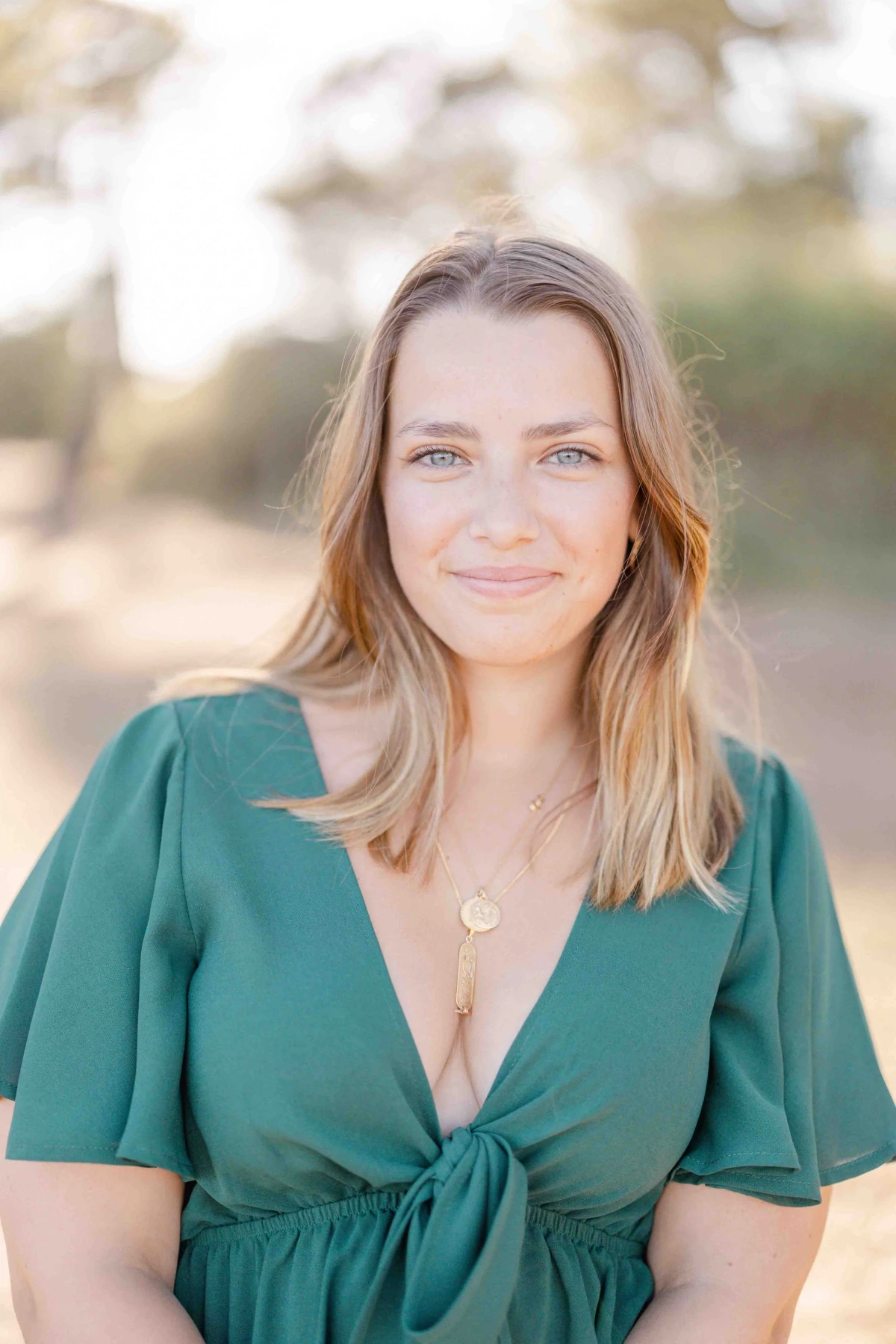 bonheur sourire bijoux gris marron