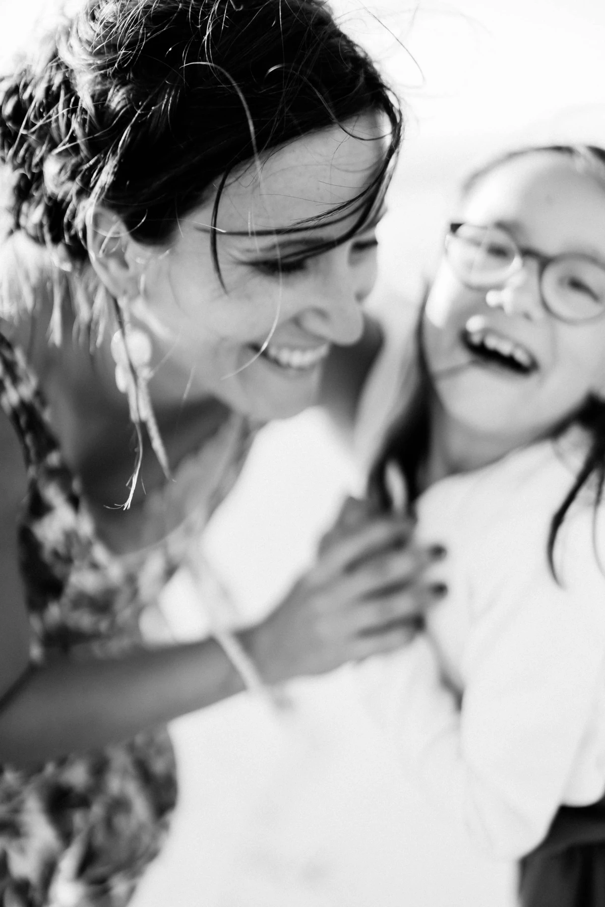 sourire bonheur blanc noir gris