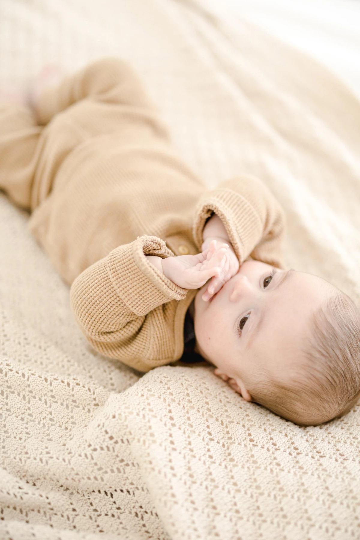 enfant laine gris marron bébé