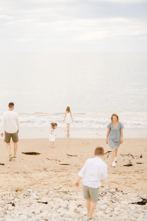 bonheur plage enfant beige marron