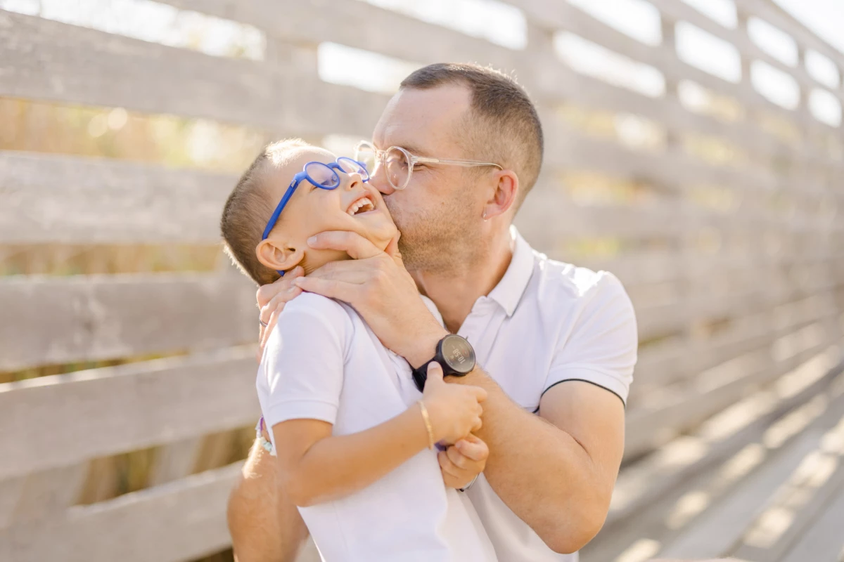 lunettes cheveux bonheur gris marron