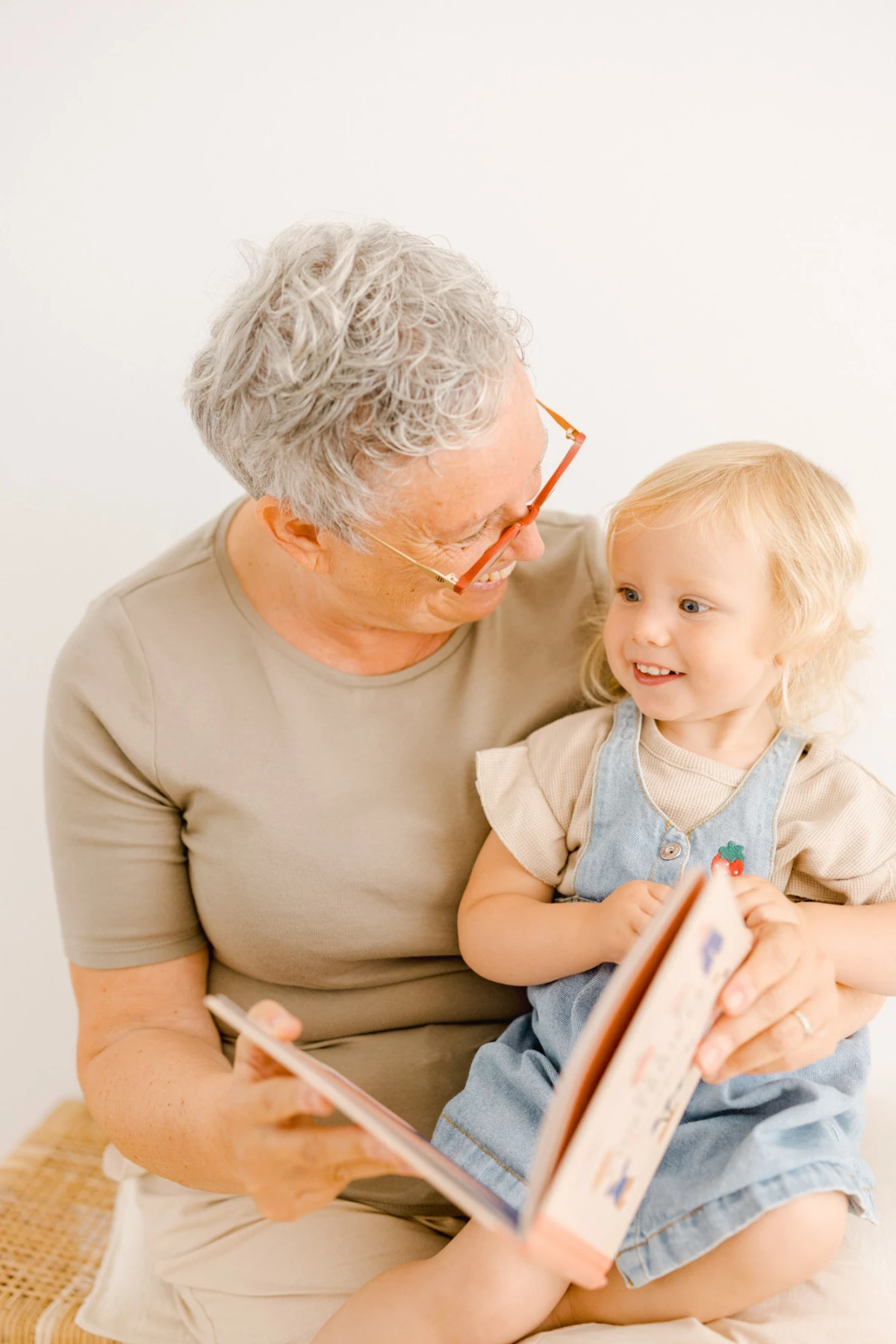 gris marron grand-parent studio