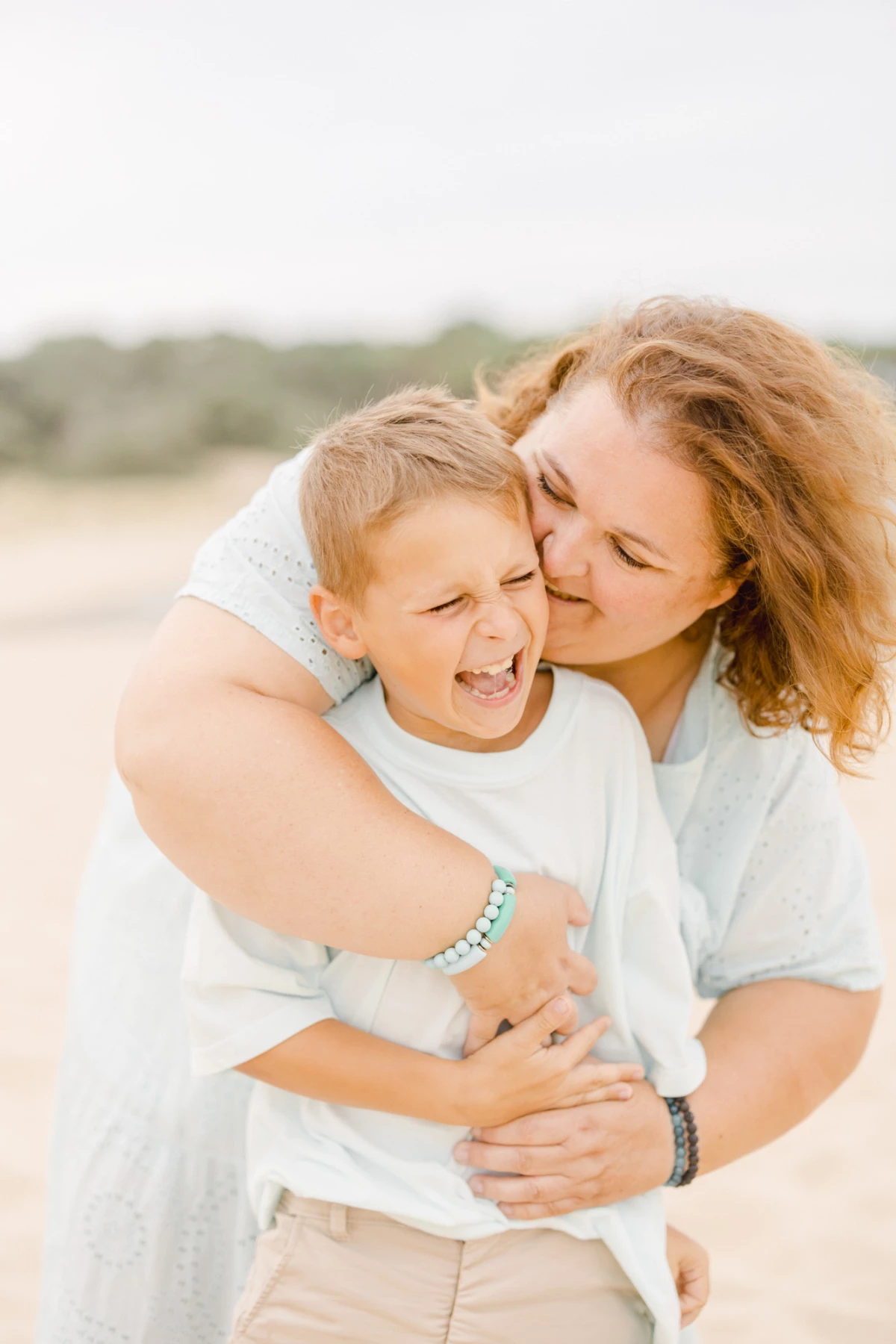 bonheur sourire main enfant amour