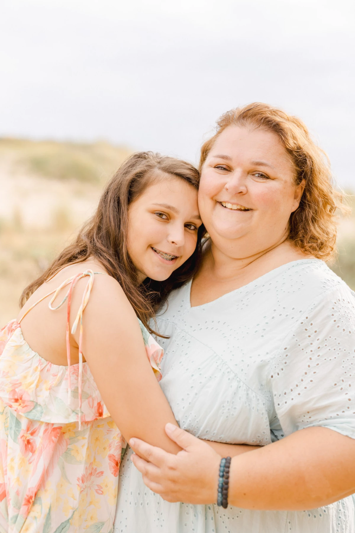 sourire bonheur amour gris marron