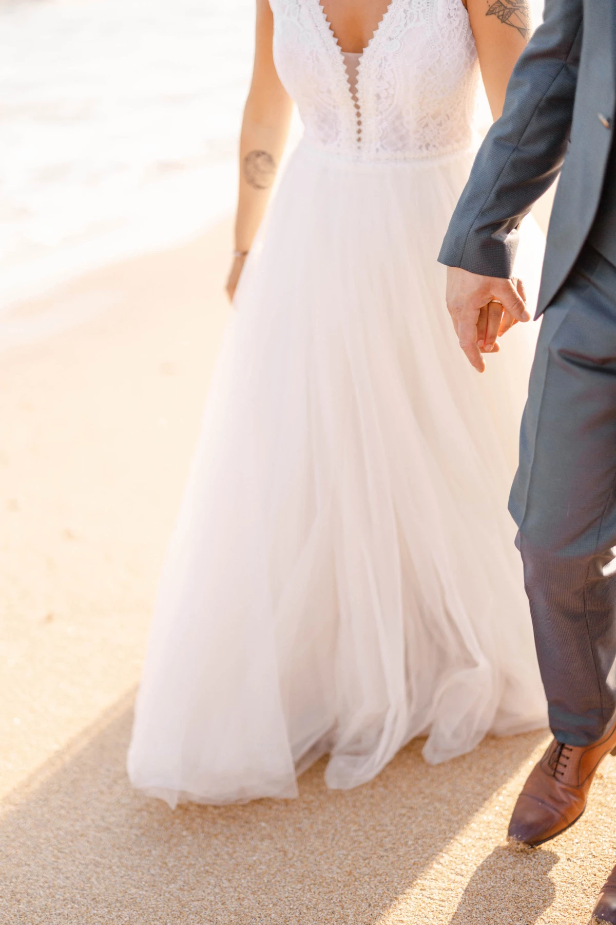 robe dentelle gris marron mariage