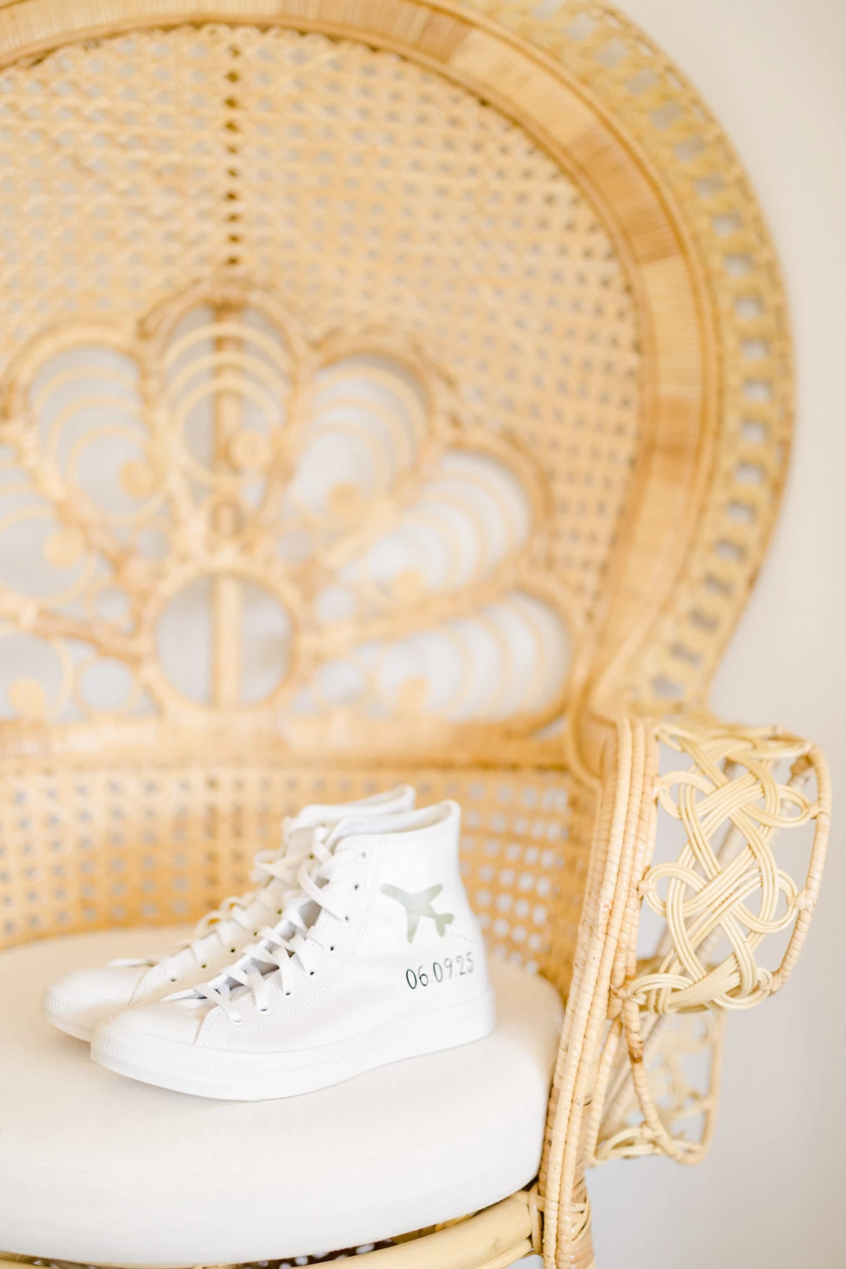 séance, enfant, pied, chaise, enfant en bas âge