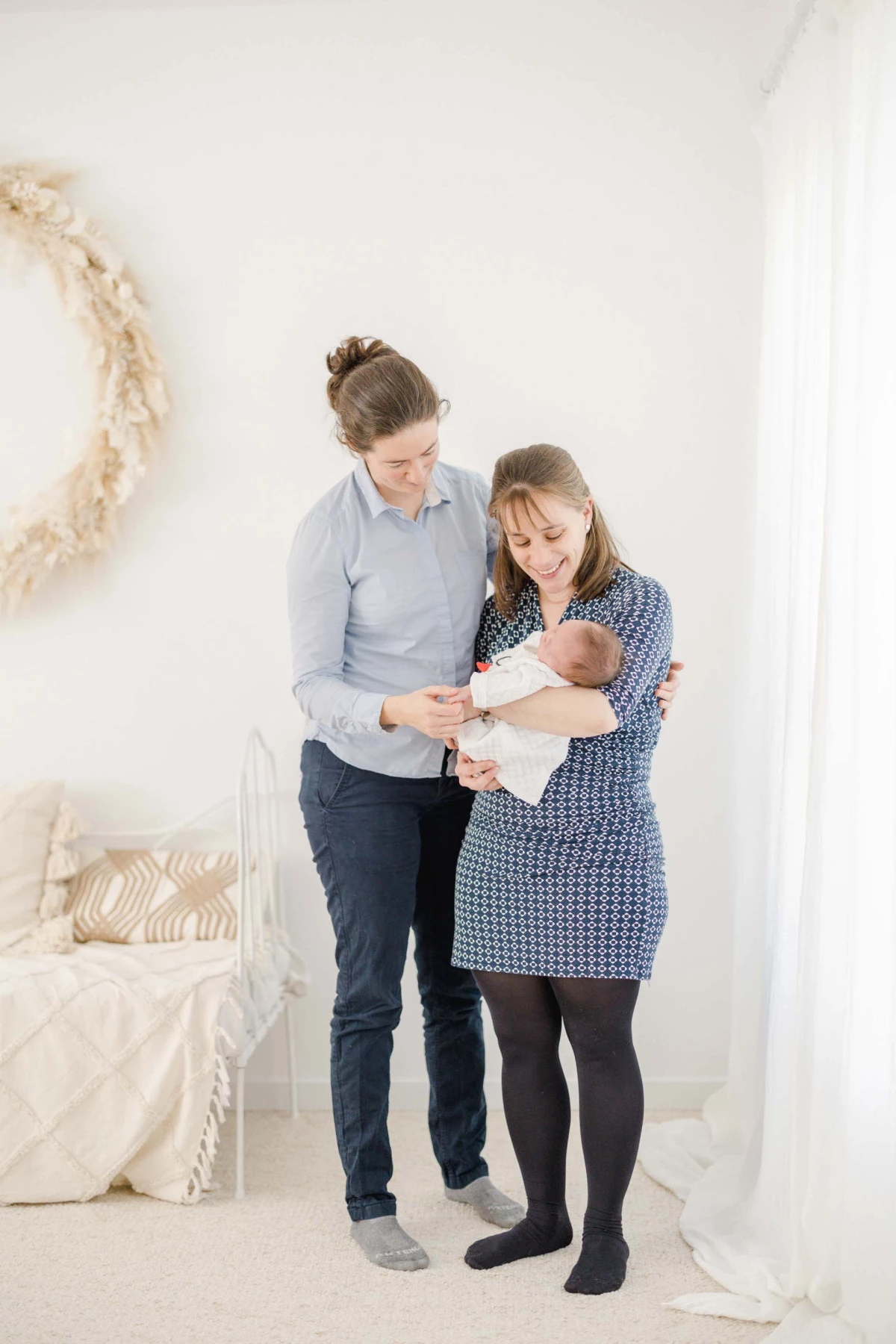 bonheur amour famille enfant gris