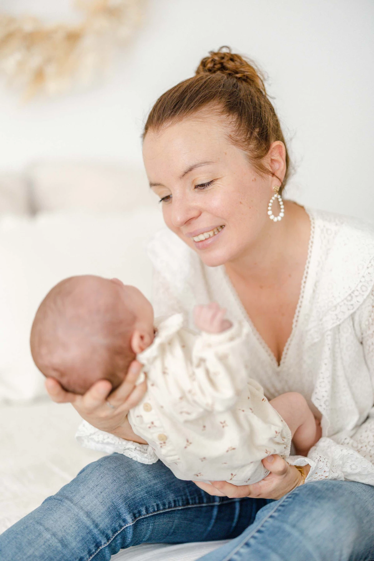 bonheur enfant sourire amour gris