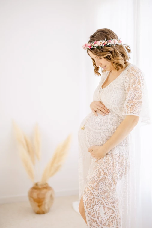 blanc robe rose dentelle beige