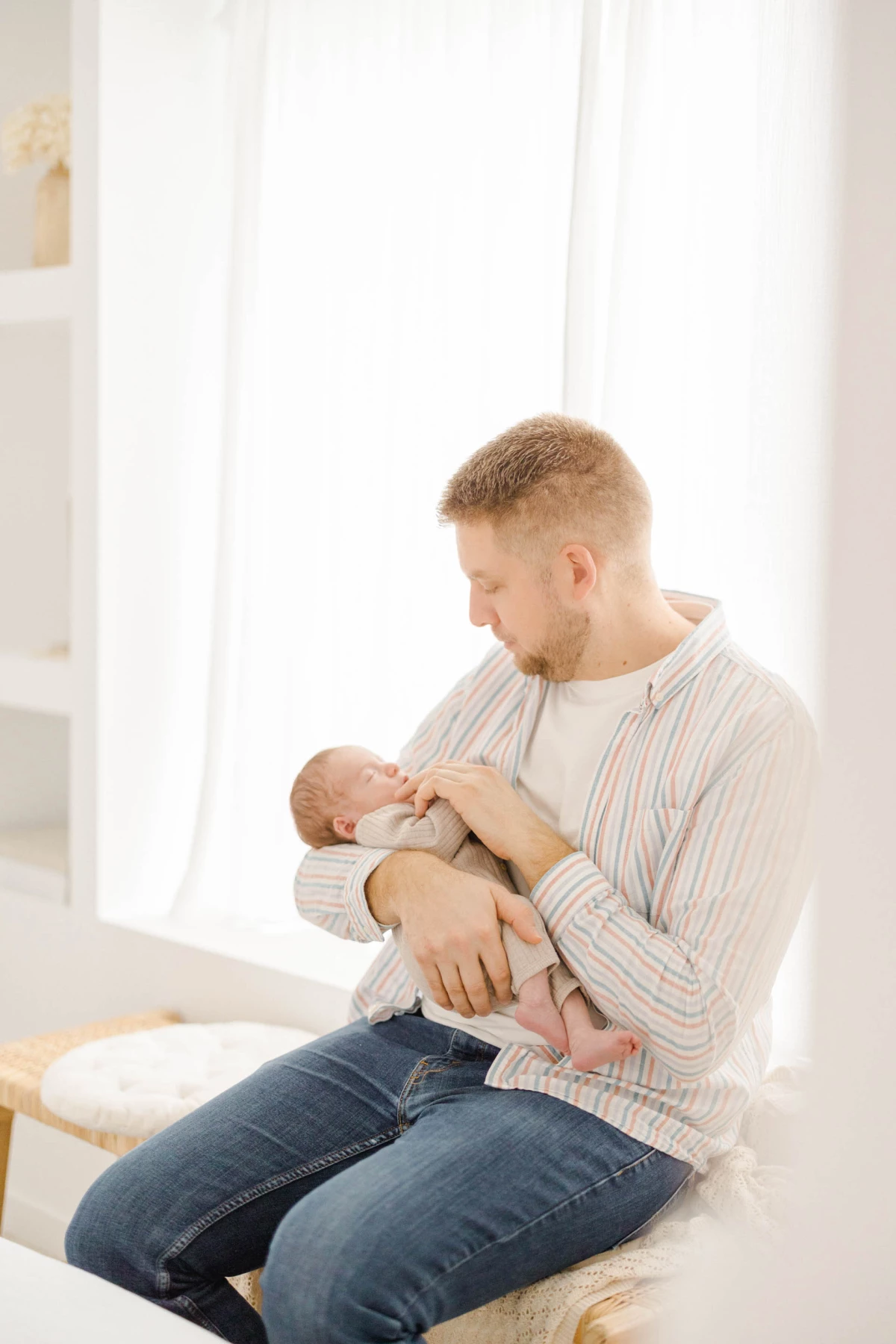 enfant amour bonheur gris marron