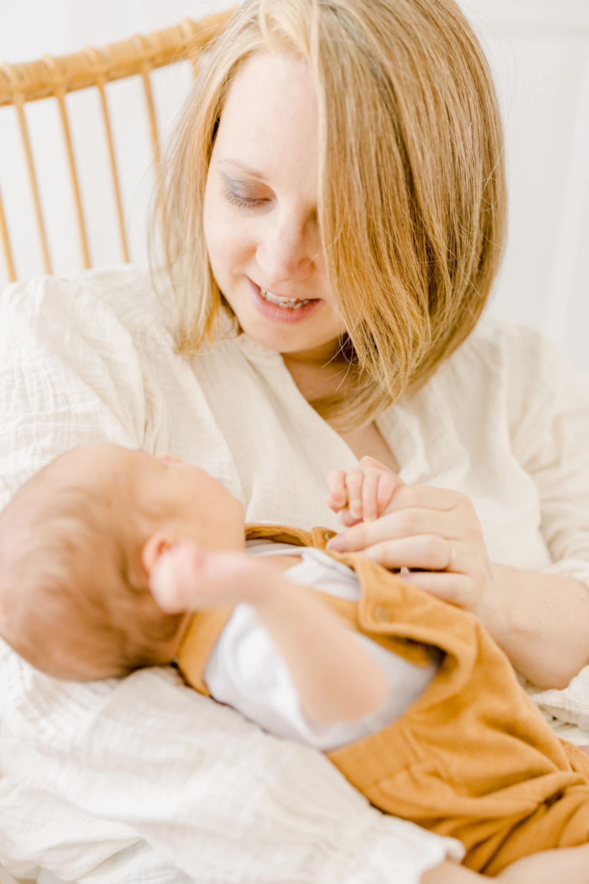 enfant bonheur amour marron gris