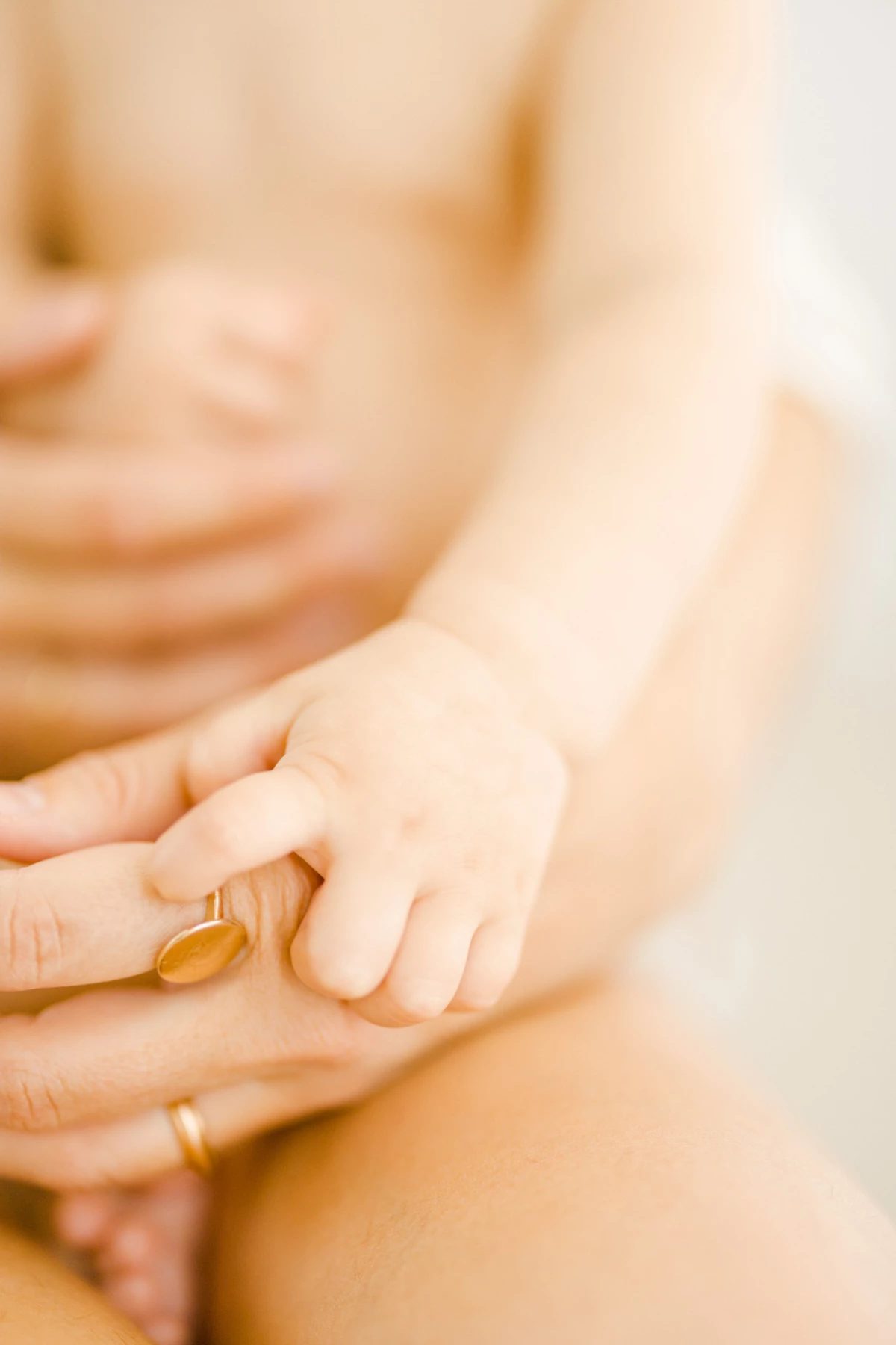 enfant rose marron gris bijou