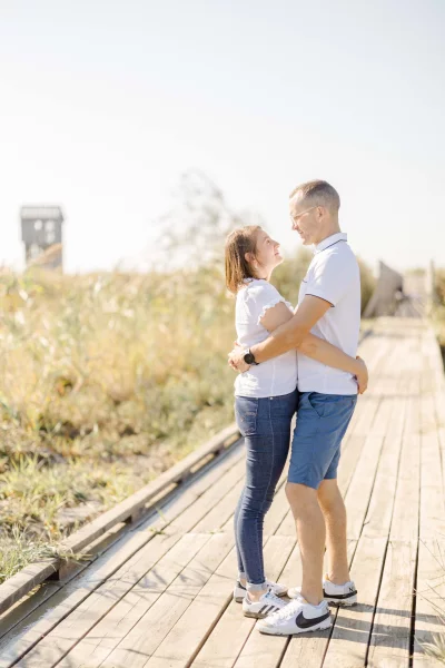 bonheur amour romance passerelle beige