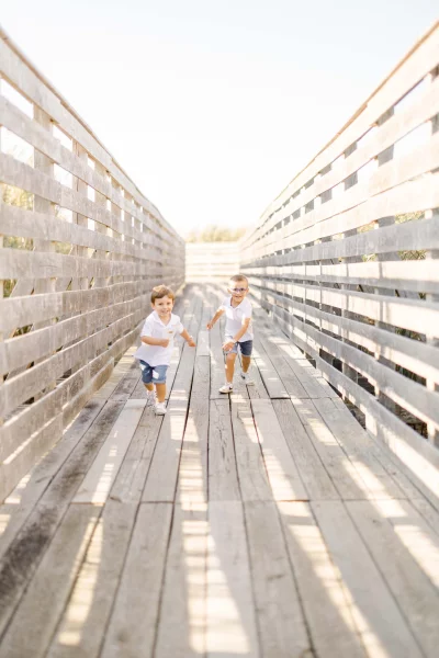 planche passerelle enfant pont gris