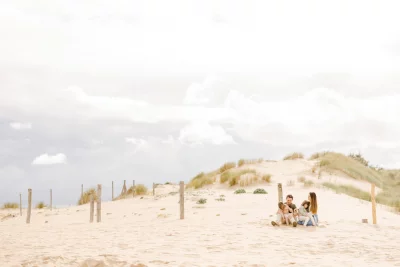 sable plage beige gris marron